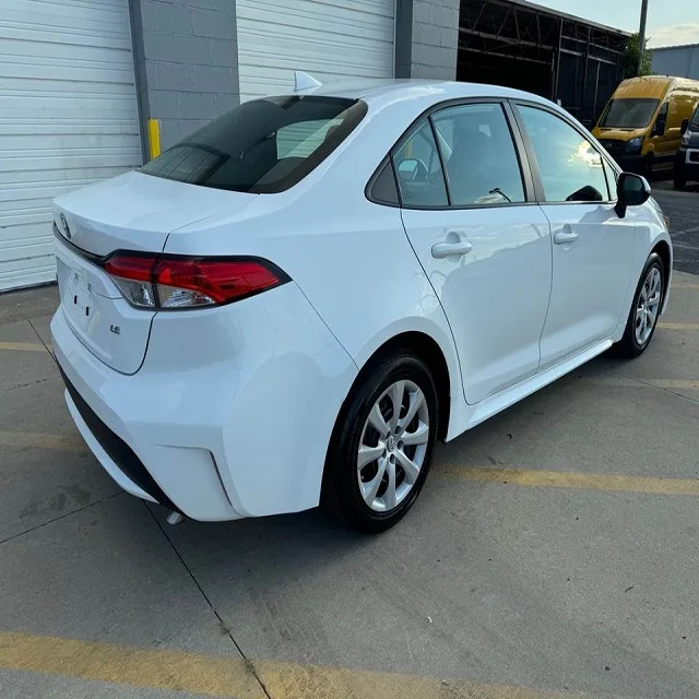 Лидер продаж Подержанный автомобиль Toyota Corolla доступен во всех моделях с автоматической коробкой передач быстрая доставка низкая цена