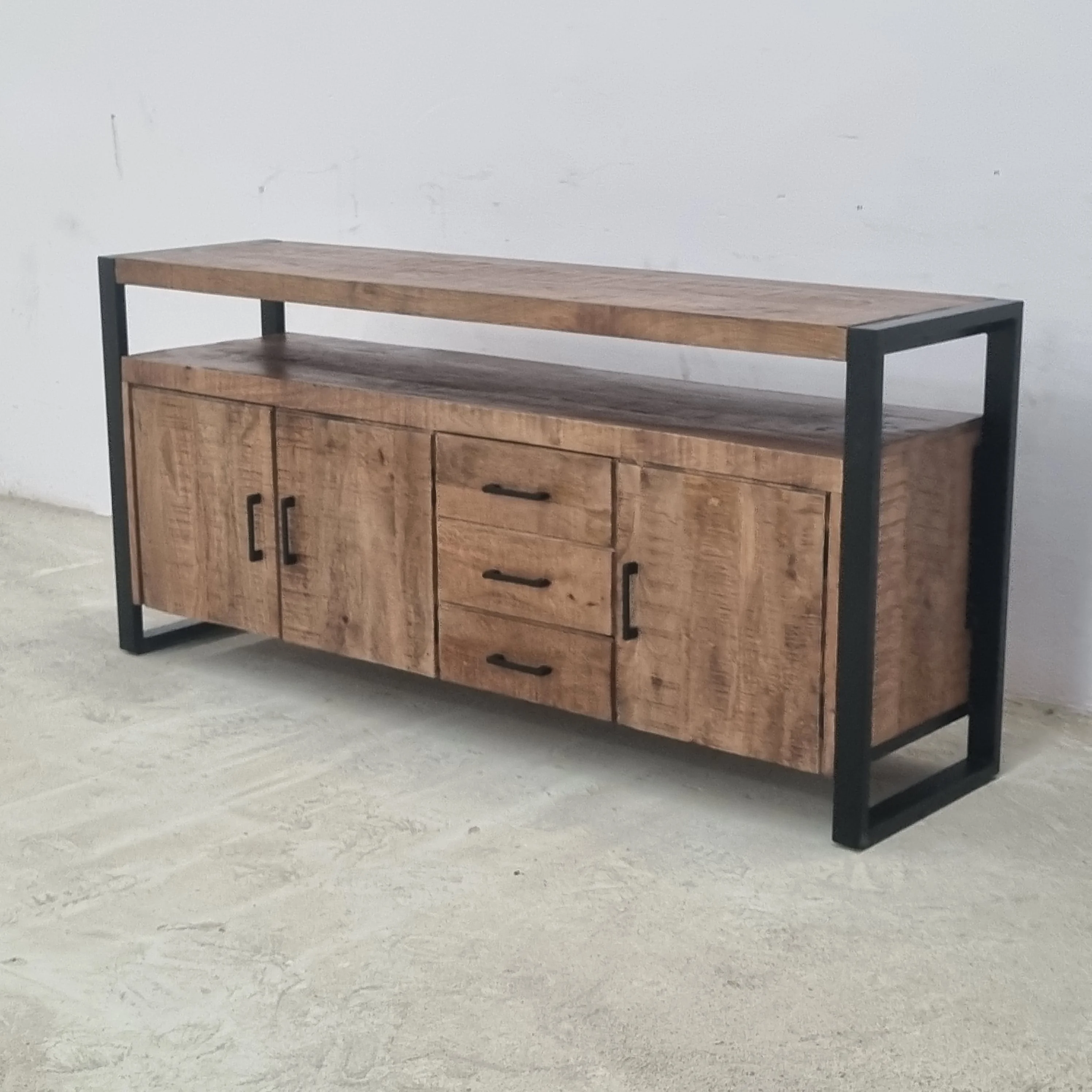 2024 Best Selling Solid Mango Wood Metal Sideboard Original Industrial Style Living Room Furniture with 3 drawers and 2 doors