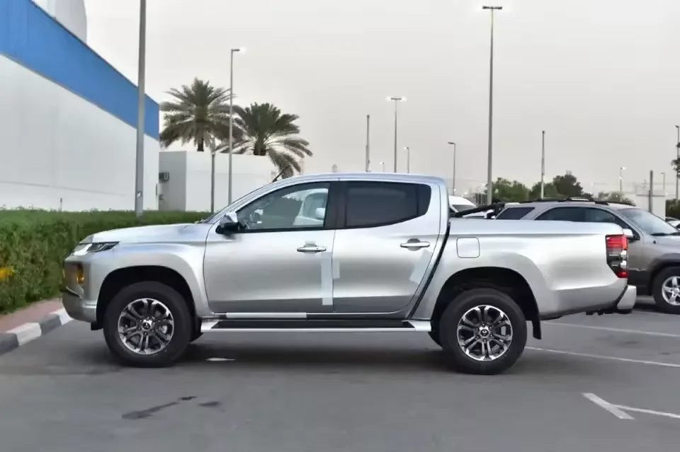 Используемая модель 2022 MITSUBISHI L200 SPORTERO двойная Кабина Пикап 2 4 л дизельный 4WD автоматический