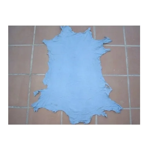 Wholesale Price Supplier of Raw Wet Salted and Dried Cow Hides / Skins Bulk Stock With Fast Shipping