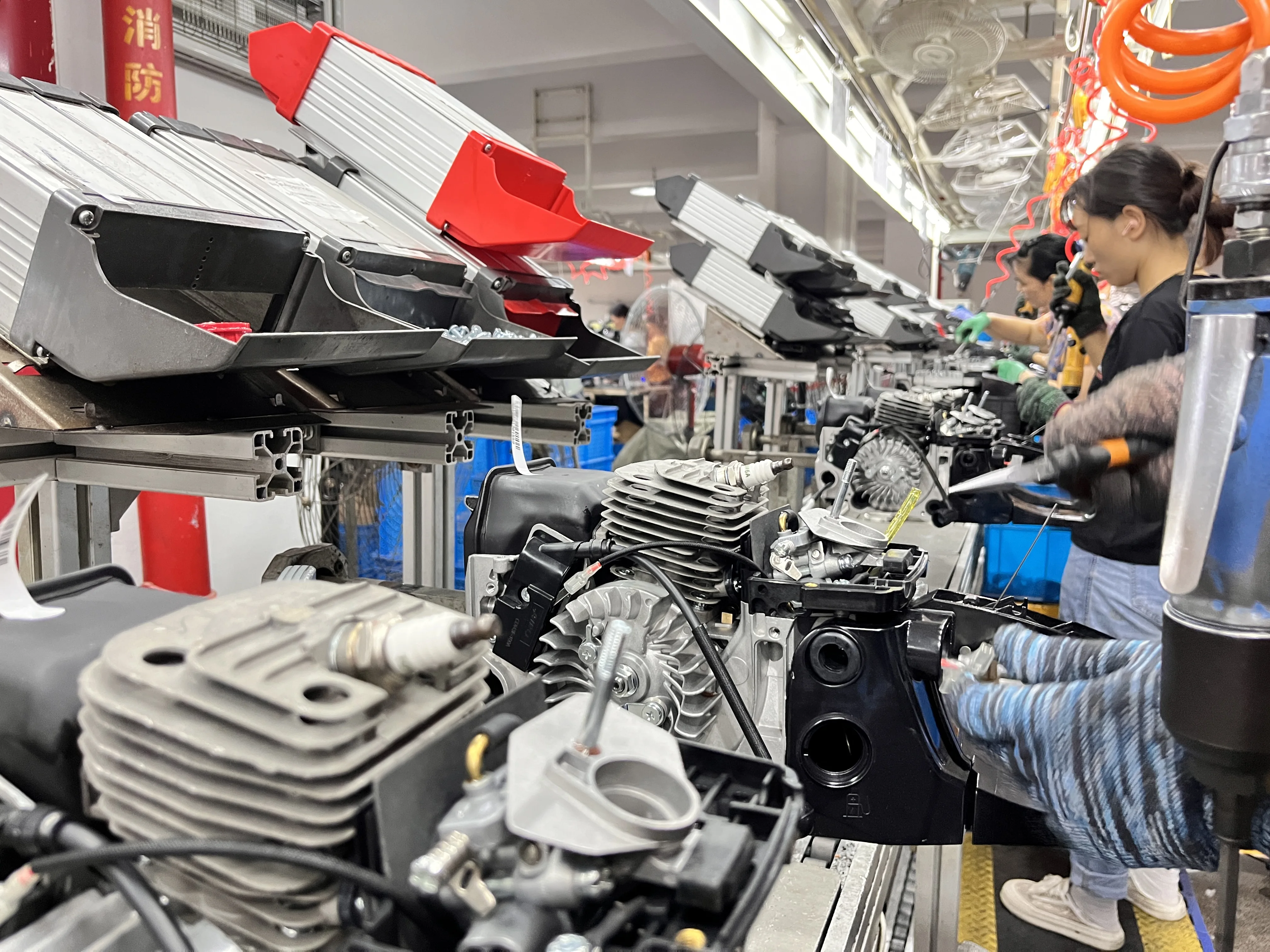 BISON Portable 2 Stroke Grass Cutter Machine price 43cc Brush Cutter for Garden Grass Cutting and Trimmer