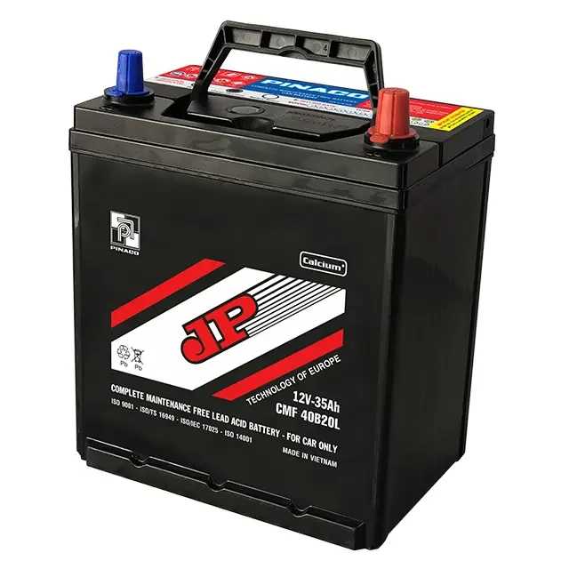 CMF 40B20L (12V - 35Ah) в отличие от традиционных аккумуляторов не требующих обслуживания батареи требуют периодической воды