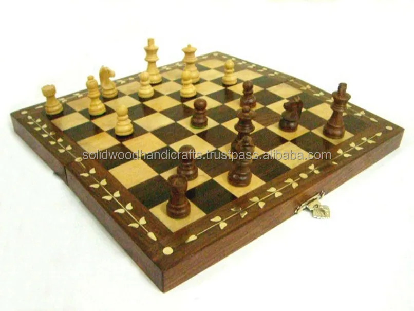 Chess game New best business gift item Decorative Wooden Chess game for indoor and outdoor playing game for kids and family play