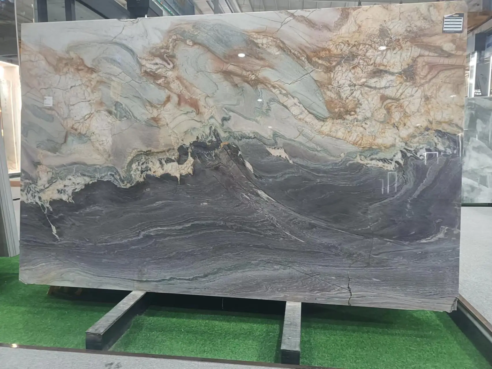 Hot Selling Luxurious Brazilian Purple Quartzite Slab With Wavy Veins For Wall Cladding Backdrop Countertop
