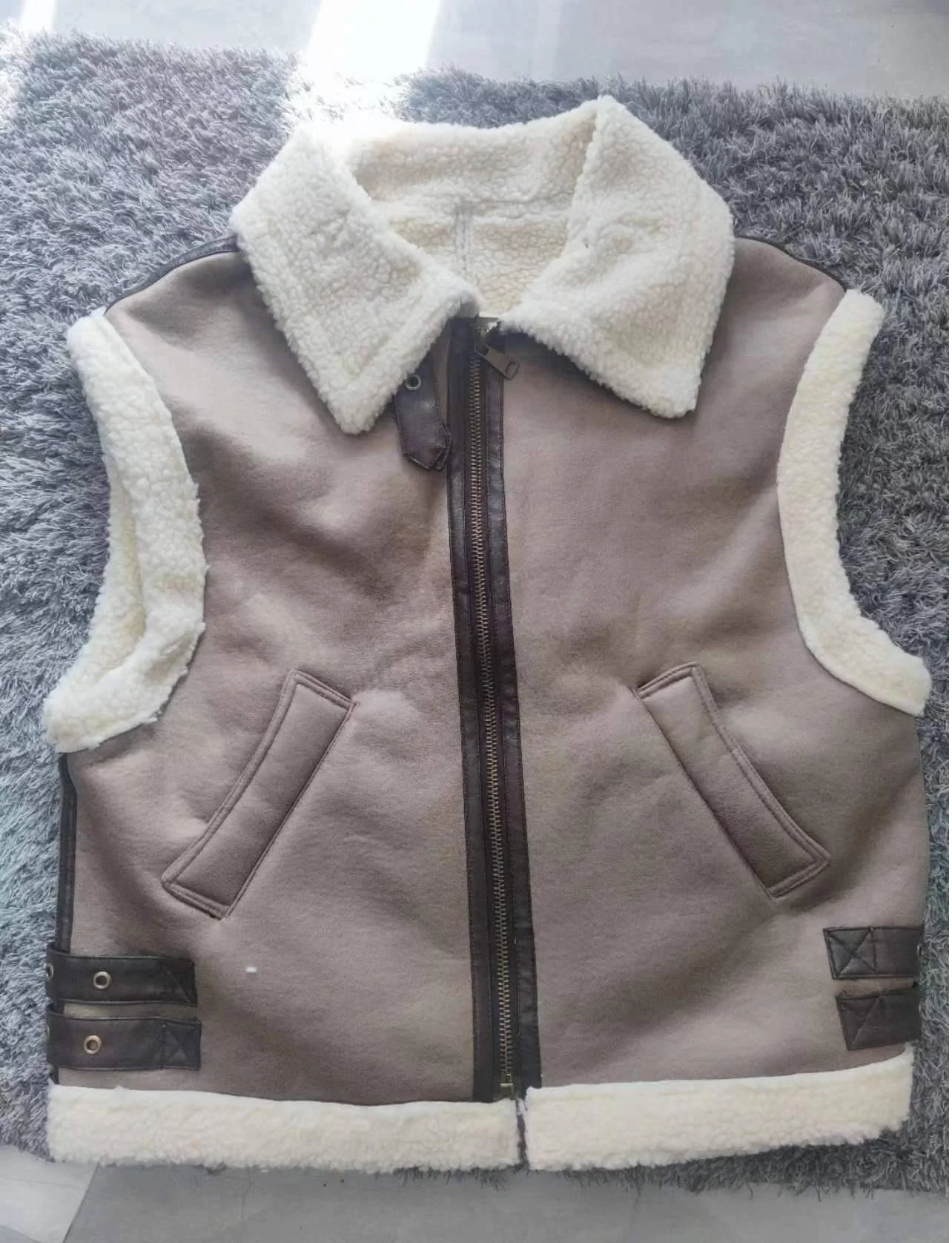 Fur Vest Women Sheepskin Waistcoat Leather Fleece Warm Vest Woman Sleeveless shearling vest leather Jacket