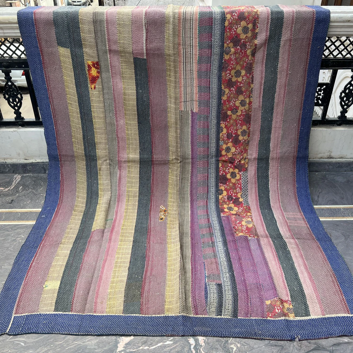 Indian traditional hand embroidery and hand block retro floral design printing vintage sari kantha quilt blanket