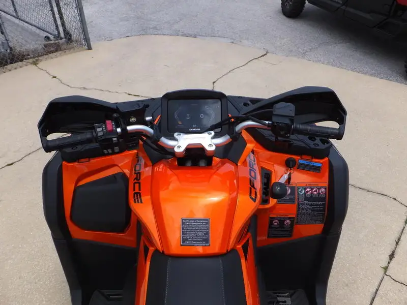 Аутентичный научно-2023/2024 CFMOTOS C FORCE 1000cc CFMOTO 800cc 600cc 500cc 4x4