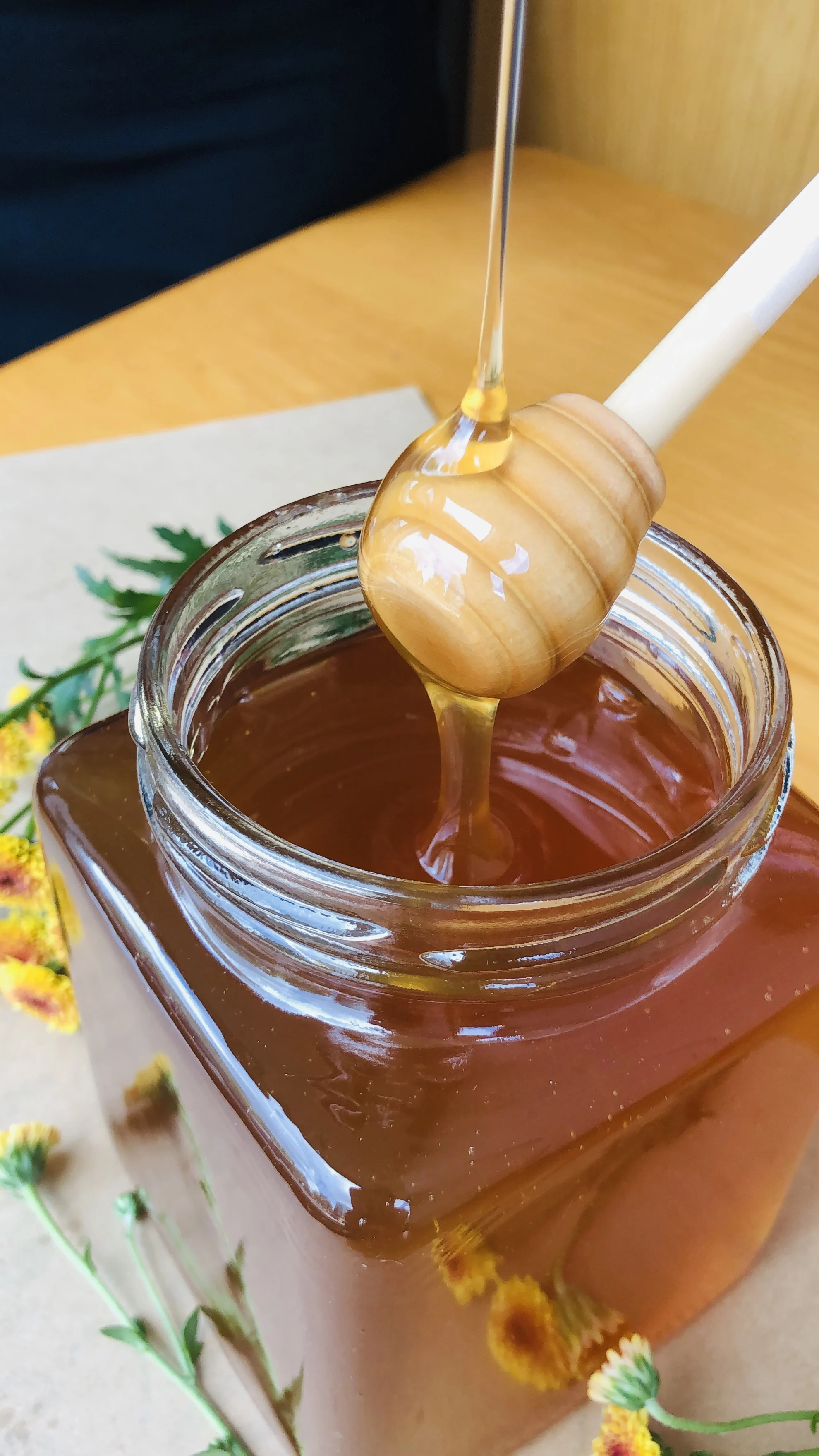 Organic and natural real honey for sale from Tasabee Vietnamese renowned brand with express shipping