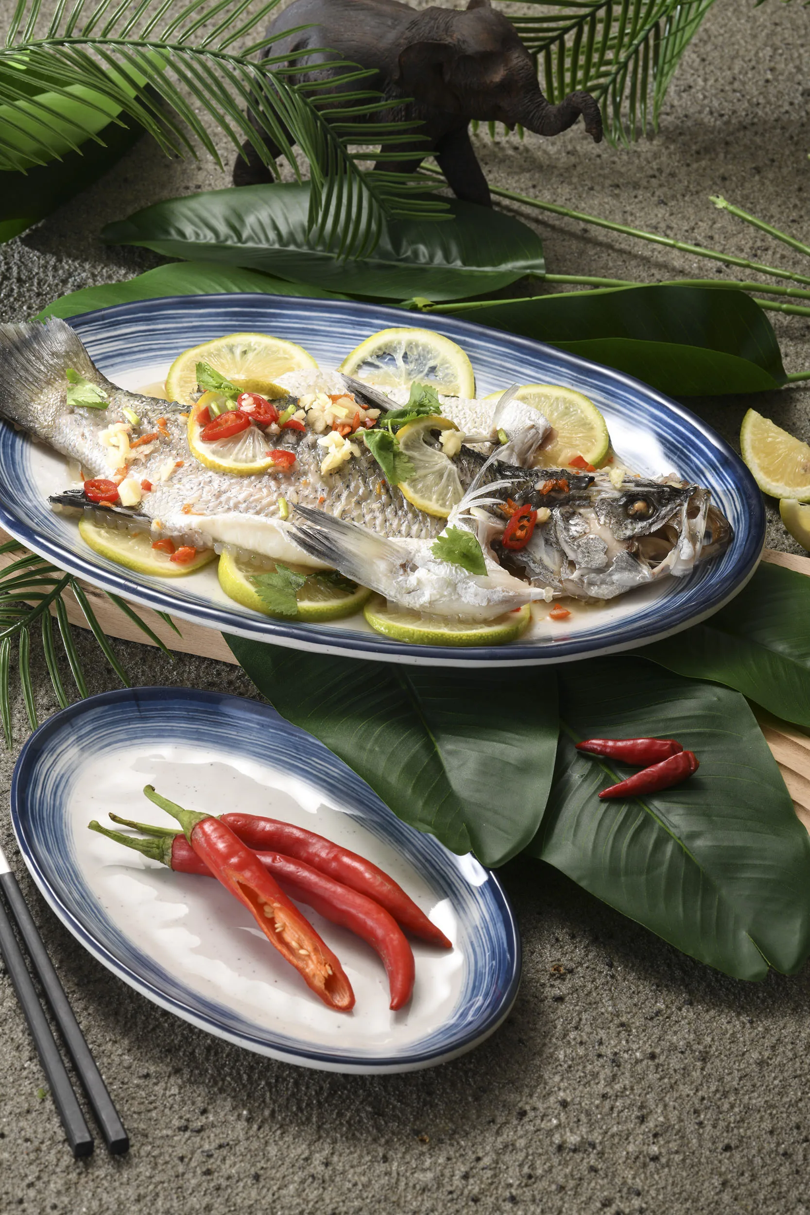 13 Inch Blue Lines Pattern Oval Plate Melamine Plate For Thailand Food Buffet Restaurant Sea Food Fish Serving Plate