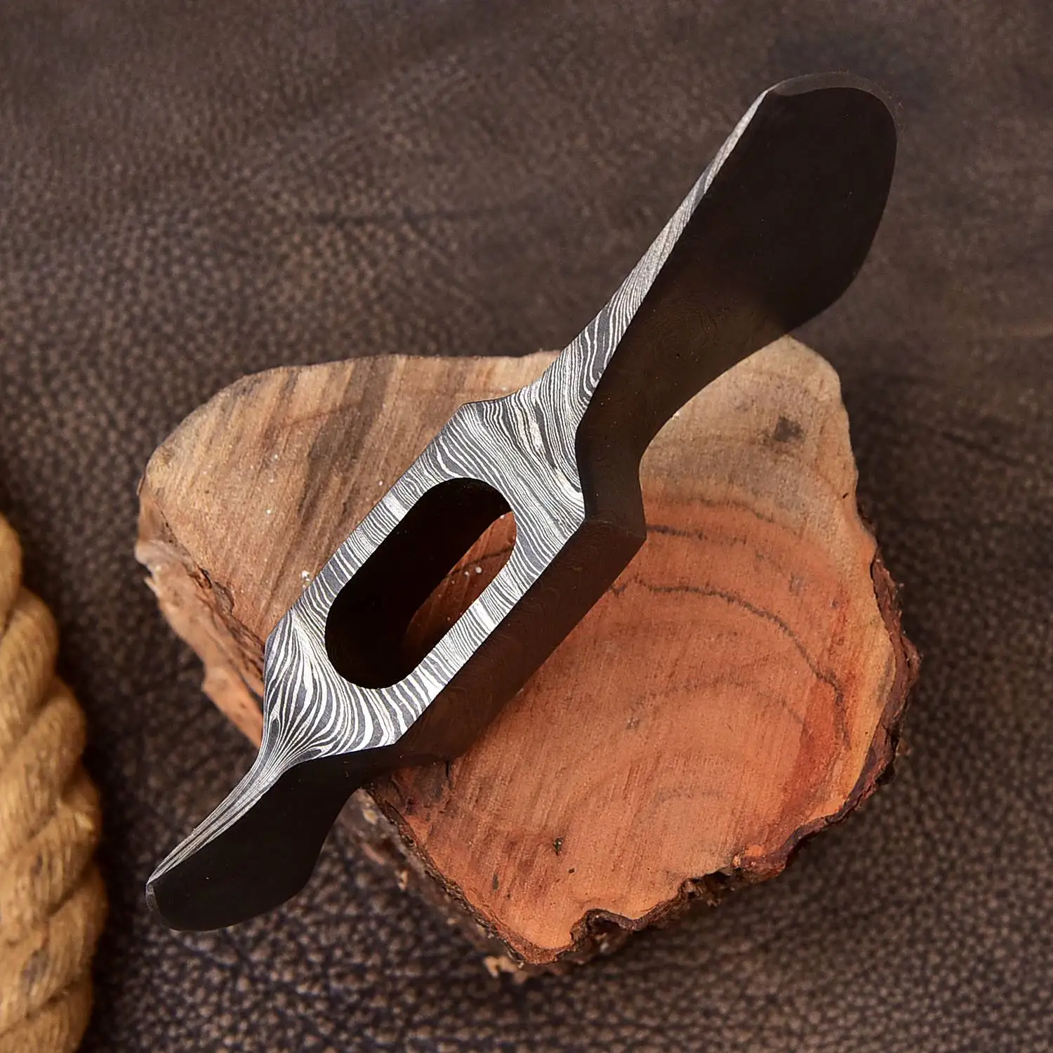 Custom Hand Made Damascus Axes Head High Damascus  Steel Axe Head New Custom Best Quality Axes Head With Leather Sheath