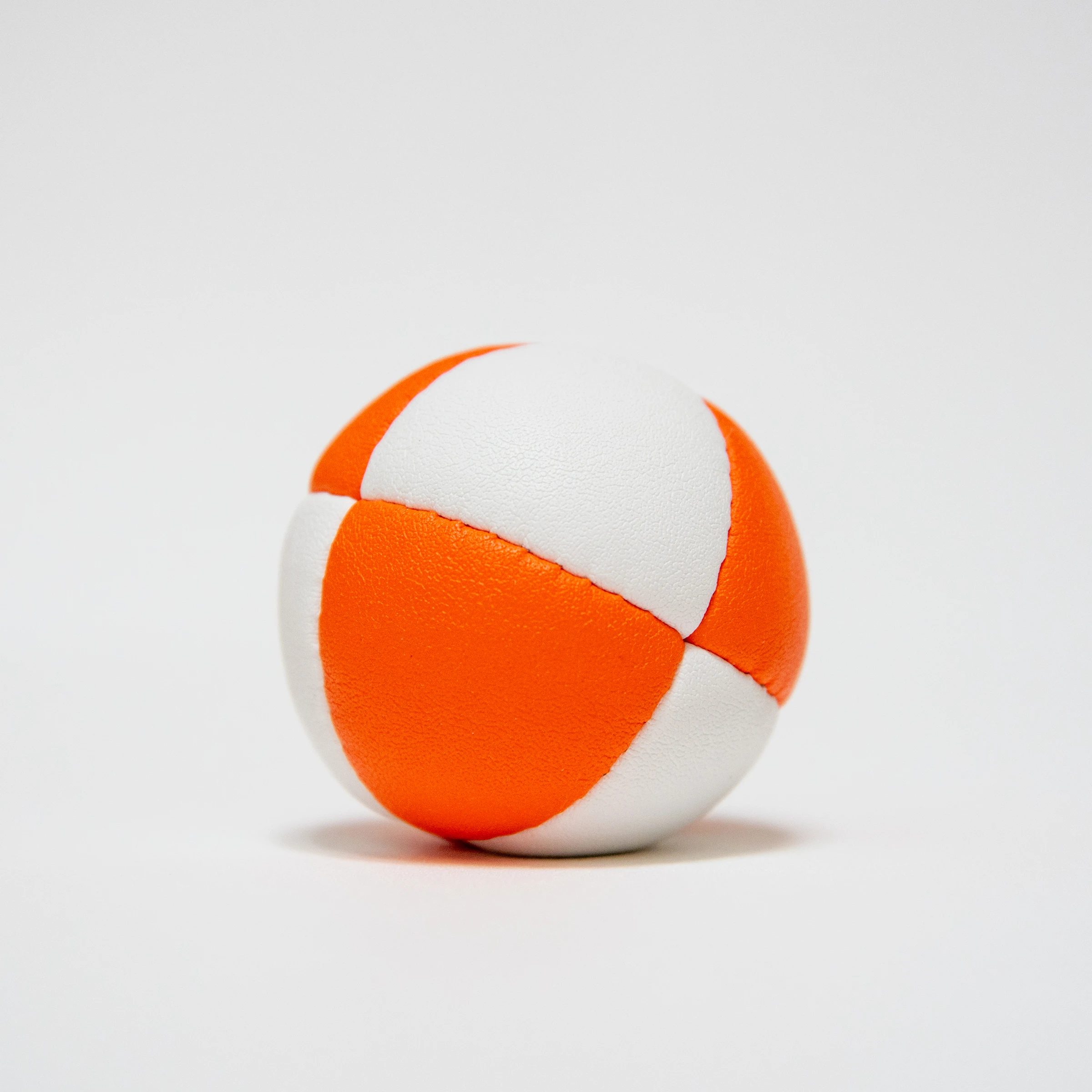 2024 custom new ball latest wholesale quality portable durable soft classic juggling balls
