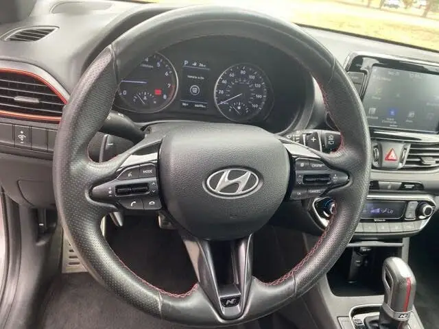 CLEAN TITLE HYUNDAI ELANTRA GT N LINE FWD для продажи-доставка от двери до