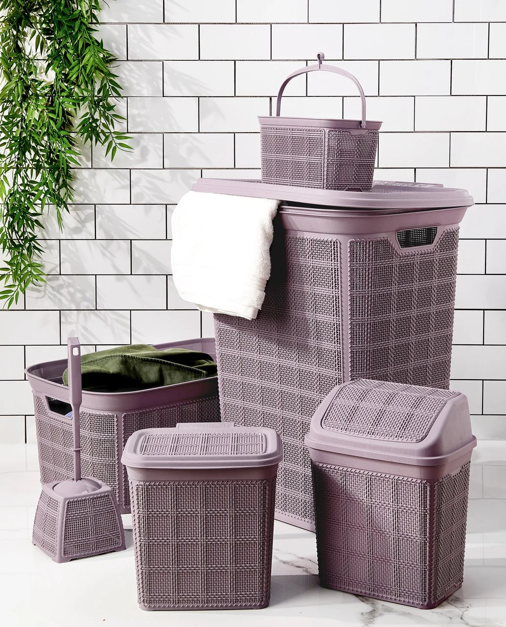 Jute Bath Set 6-Piece with Laundry Hamper Trash Bin Toilet Brush and Storage Baskets Durable Plastic Home Bathroom Organization