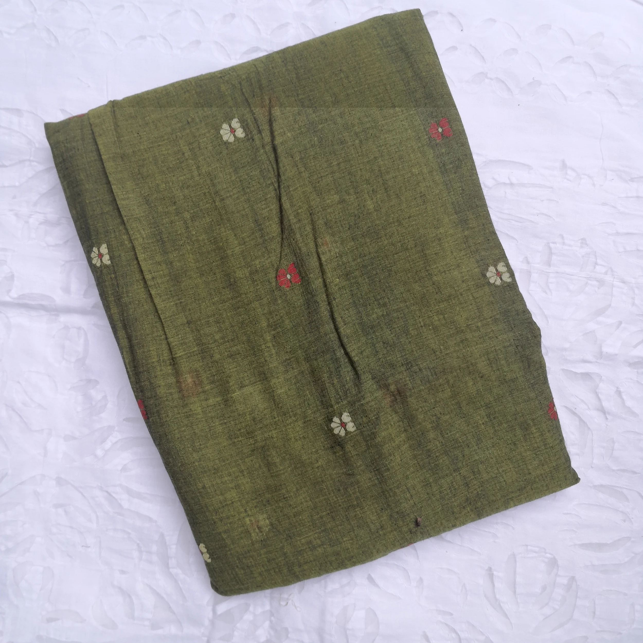 Luxurious Handwoven Cotton Jamdani Fabric For Garments, Home Textiles & Bags Accessories Raw Material Industrial Handloom Fabric