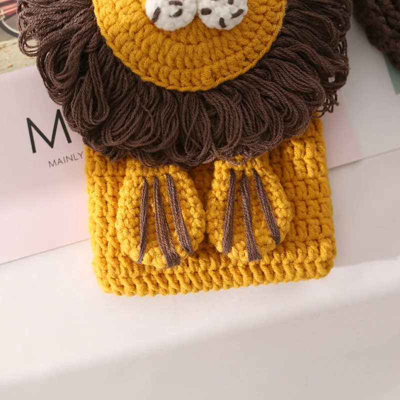 Handmade Lion Mini Bag Phone Case Cell Phone Holder Crossbody Bag Summer Crochet Purse for Toddler Shoulder Bag Purse Gifts