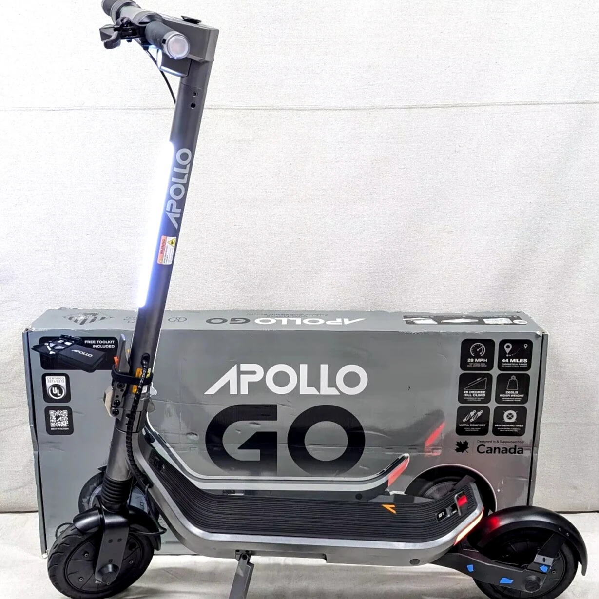 Apollos Go Electric Scooter - 44 Mi Range, 28 MPH, 750W, 1500W Max Power WARRANTY