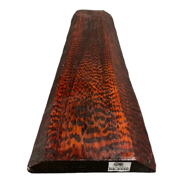 Заготовки для ножей из змеиной древесины (Piratinera guianensis)