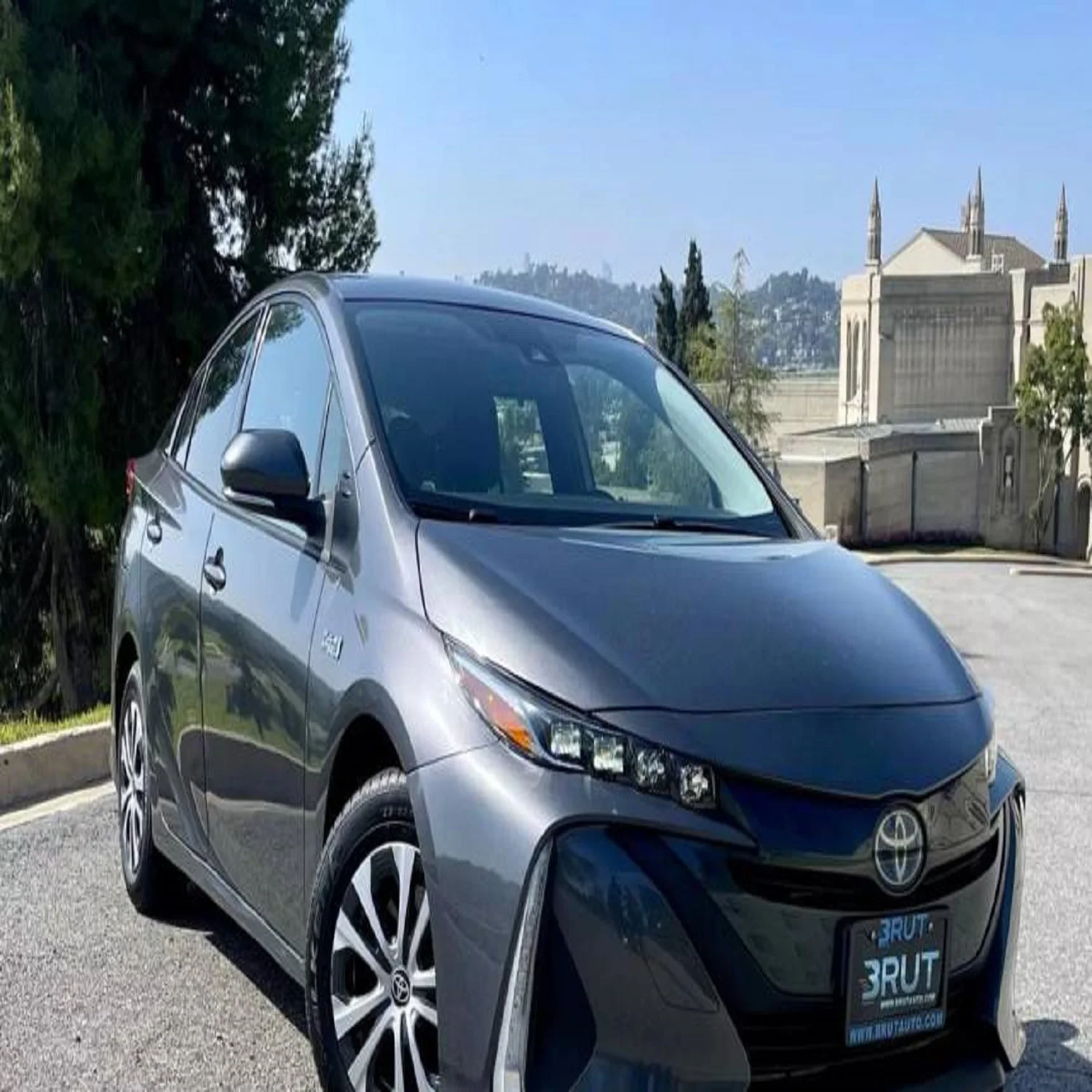 2021 Toyota Prius Prime LE Electric SUV with Leather Seats Panoramic Sunroof Rear Camera Used Car