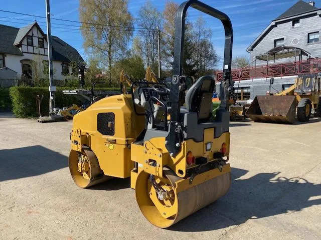 Cat CB 2.7 Road Roller Caterpillar Road Machinery Engineering & Construction Machinery