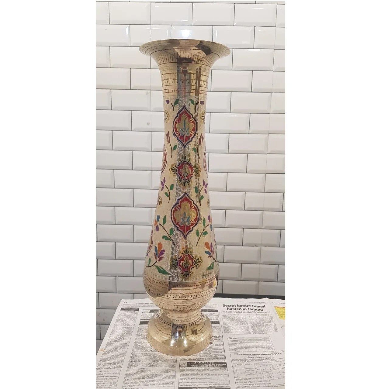 Metal Vase for Wedding Handcrafted High Quality Finishing Home Decor Modern Large Cylinder Glass Flower Vase Gold Plated Antique