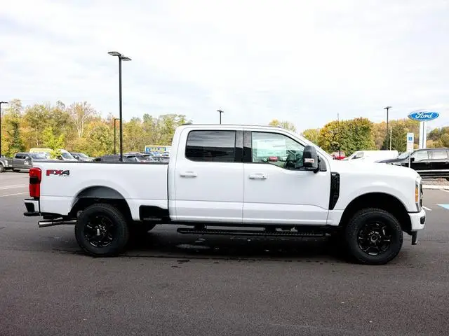 2023 Форд F-250 XLT