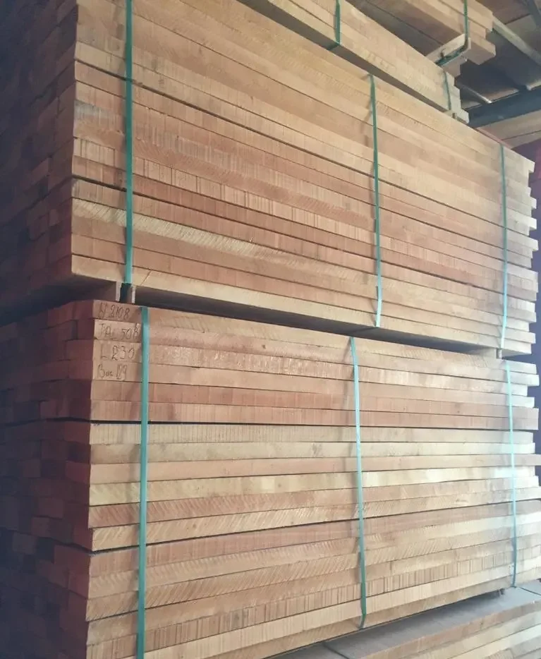 Cheap KD European Oak Lumber, 27 mm Thick for sale