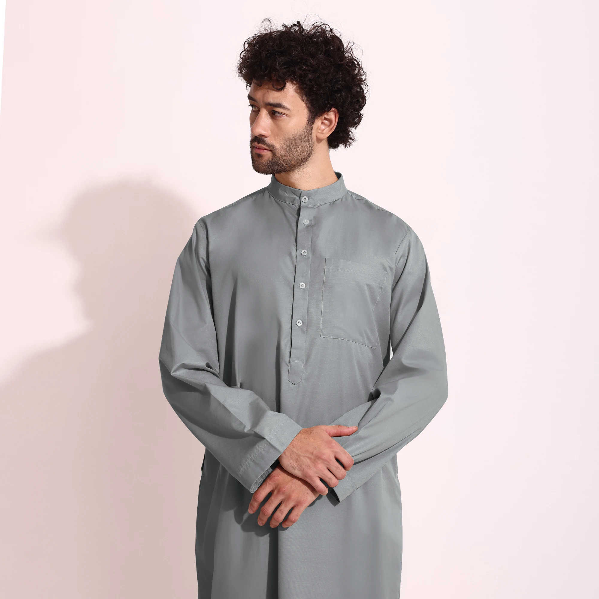 New Hot Sale High End Natural Mulbury Cotton Fabric Saudi Arab Men Wear Thobe Jubba Daffah Kurta