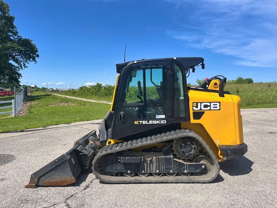 Компактный гусеничный погрузчик 2023 JCB 3TS-8T передний бордовый тракторный двигатель насос подшипник коробки передач