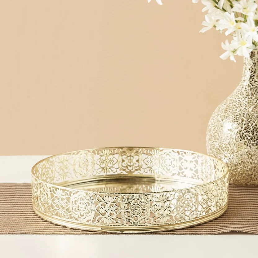 Latest Designer Light Golden Metal Tray with Mirror Base Luxury Gold Metal Serving Tray for Home Decor Christmas Special