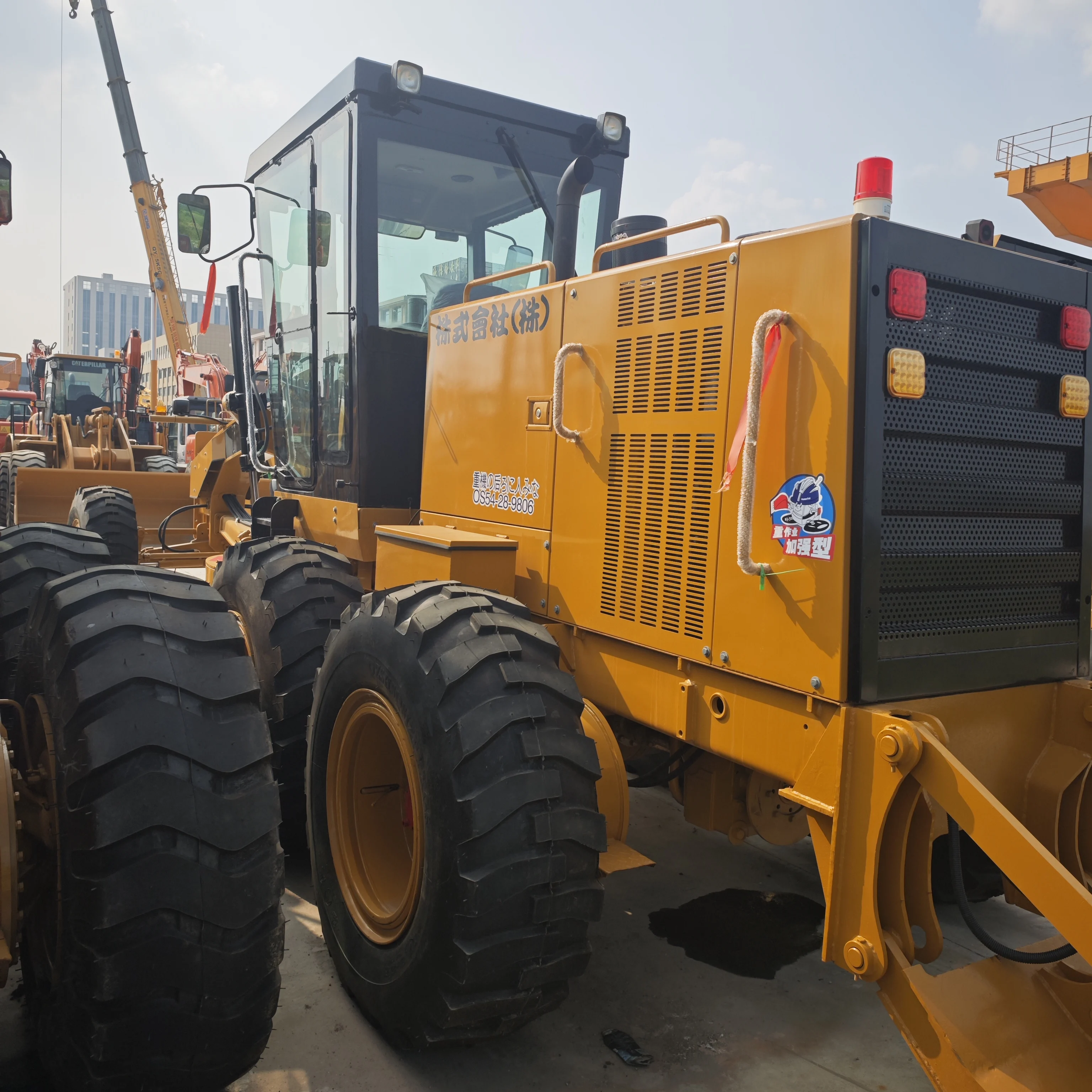 Used motor grader CAT140K China made Caterpillar 140K road construction machinery in good condition for sale