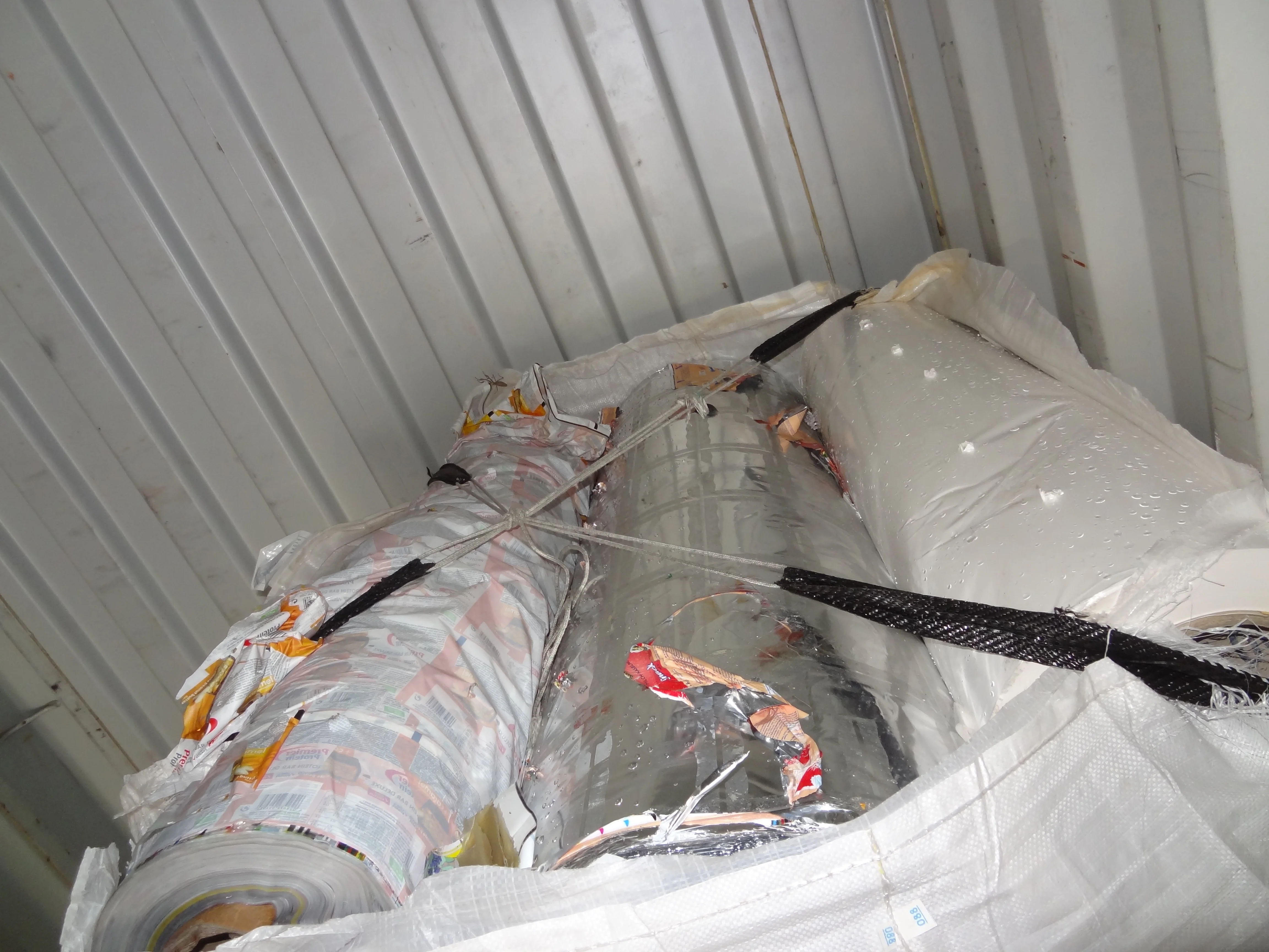 BOPP (PP) PLASTIC FILM ROLLS (MIX COLOR) IN BIG BAGS SCRAP / WASTE / STOCK FOR RECYCLING