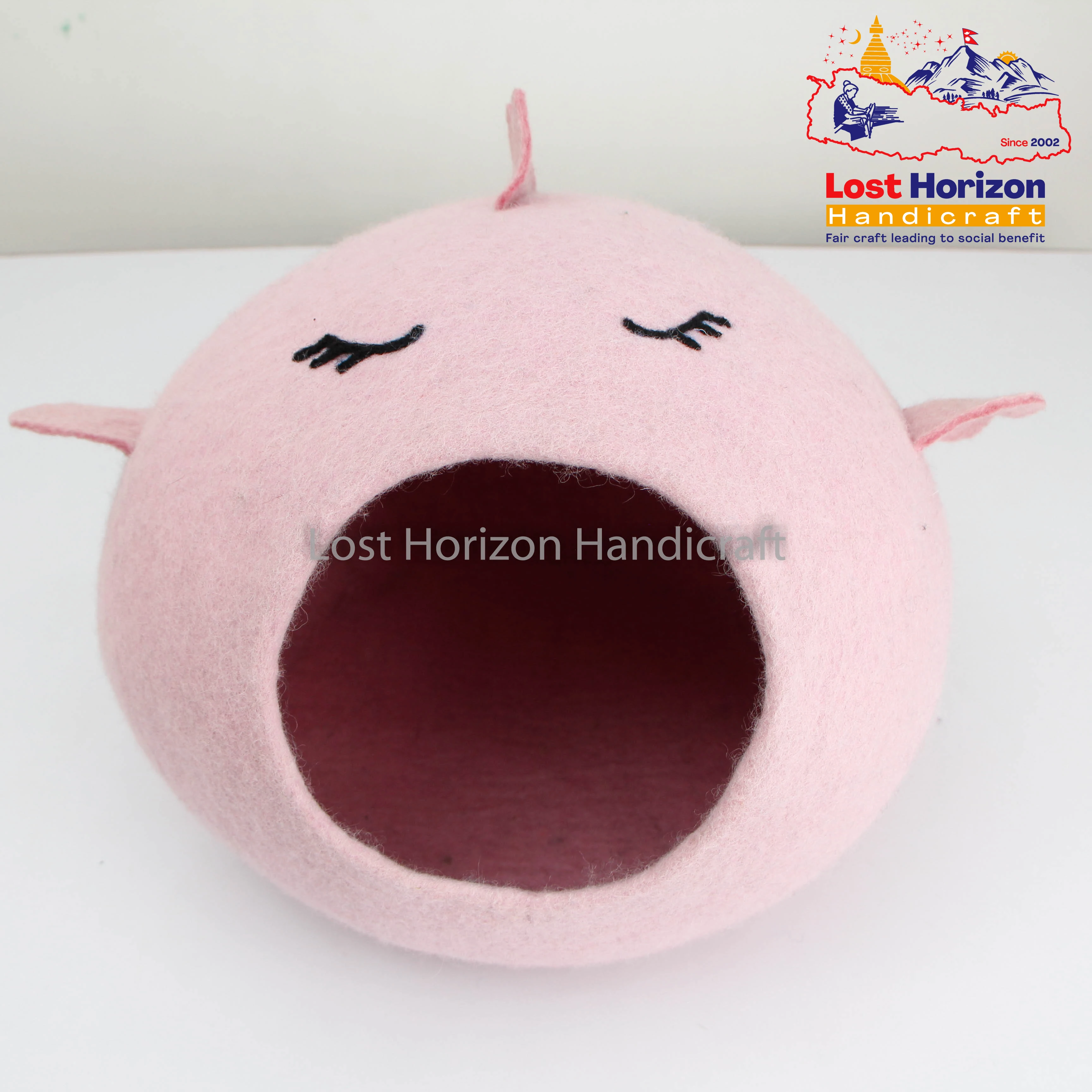 Высококачественная войлочная шерстяная розовая пещера для кошек ручной работы с дизайном в виде рыбы этическая подстилка из Непала неаллергическая новая зеландийская шерсть