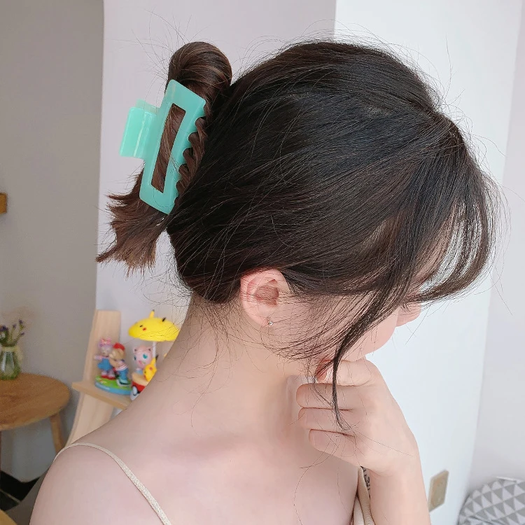 Retro simple hair clips matte back of head clip Korean curling shark clip bath hair grab headdress square plastic Hair Clawse