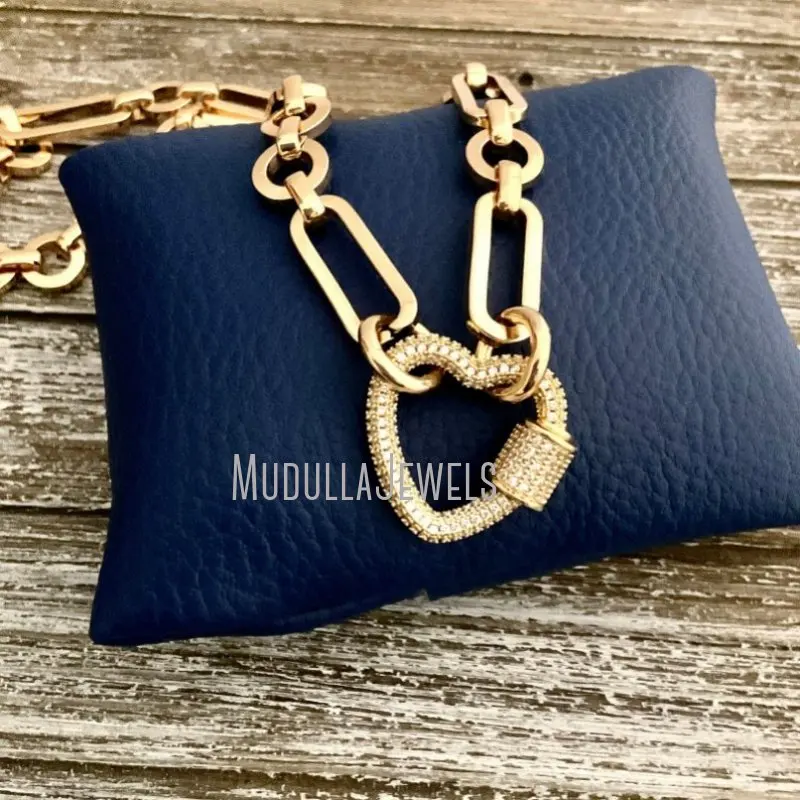 NM42703 Cable Chain Shiny Gold Brass Cable Chain Choker Necklace Gold Heart Pave Carabiner Gold Pave Screw Lock