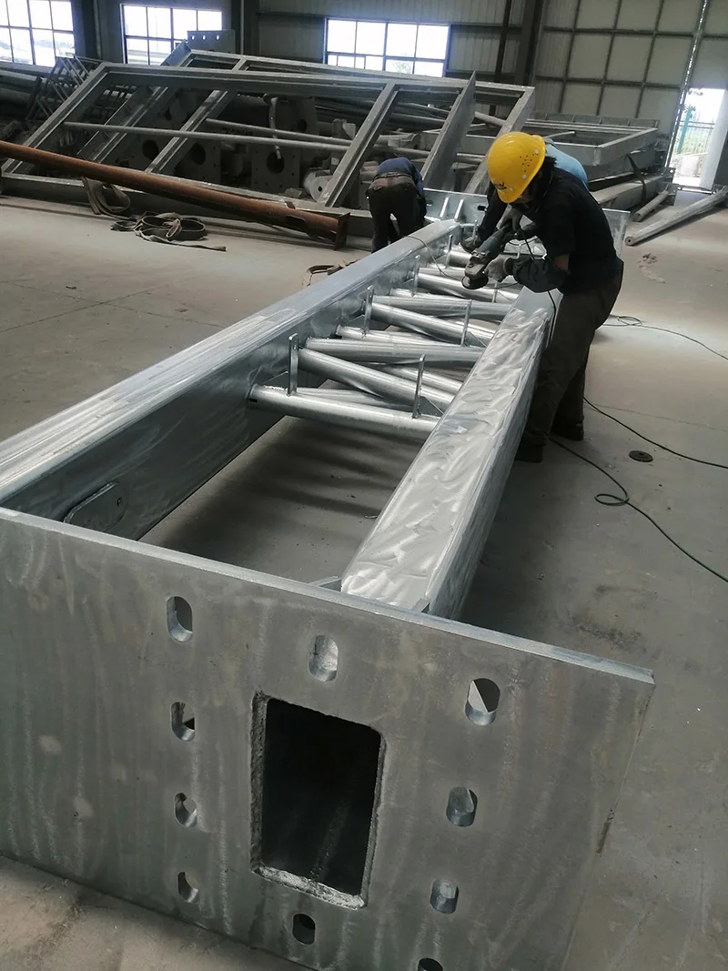 Custom Made Wholesale Reflective Road Safety Warning Traffic Sign Post  Highway Road Lighting Pole