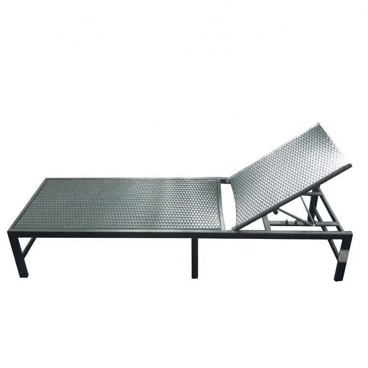 Yinzhou Living Bed Chaise Longue Rattan Pool Sunbed Outdoor Wicker Sun Lounger