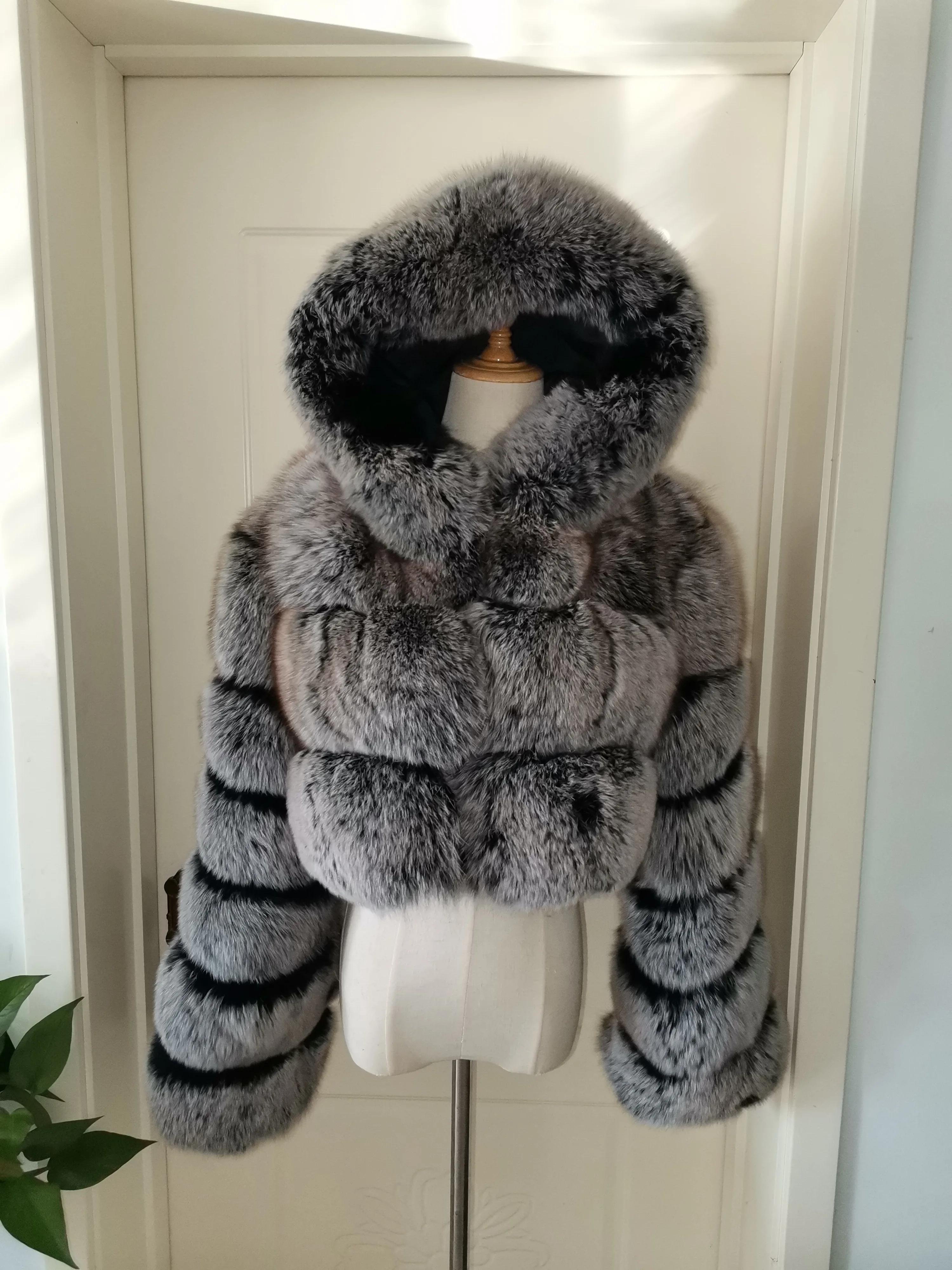 short style long sleeve fox fur coat cloth