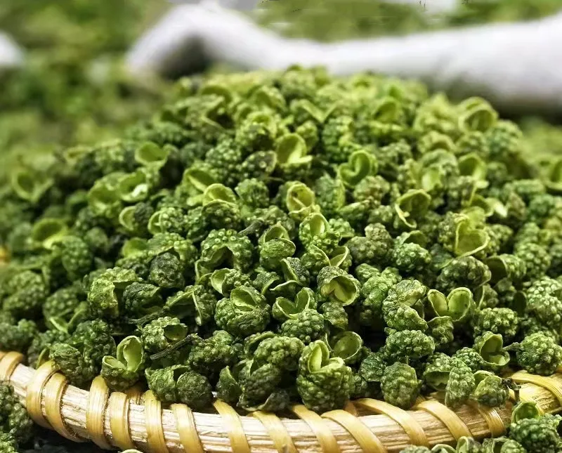 HUAOU Wholesale Cheap Price Sichuan Green Pepper  Natural Dry  Green Pepper For Spices Supply Green Peppercorns