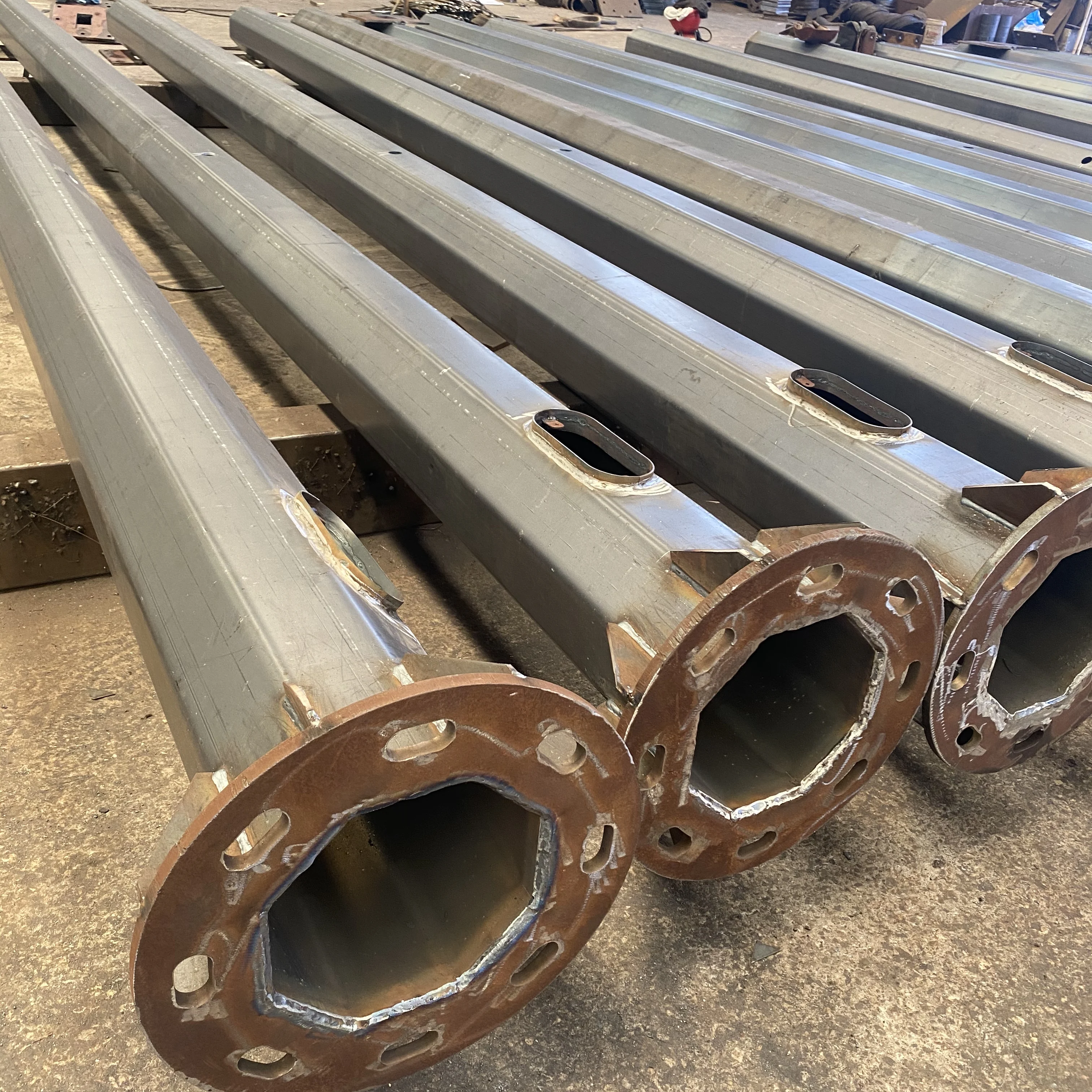 Оцинкованный уличный фонарь Huatai 6 м оптовая цена для дорожного освещения