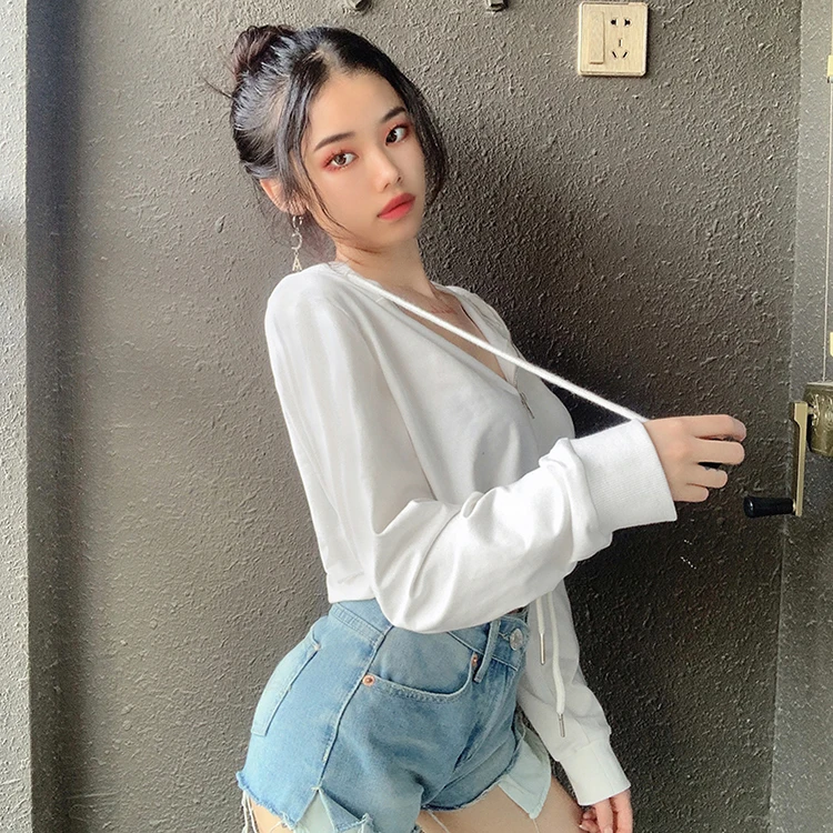 Yuehui 2020 Fashion Hot Sale crop top black hoodies sweatshirt for women with Custom OEM