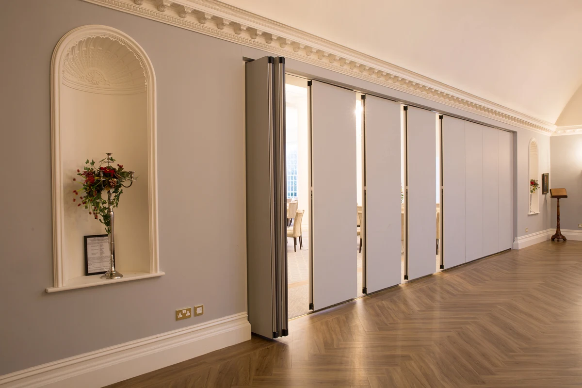 Guangzhou office separation wall acoustic sliding folding partition conference room operable panel space division