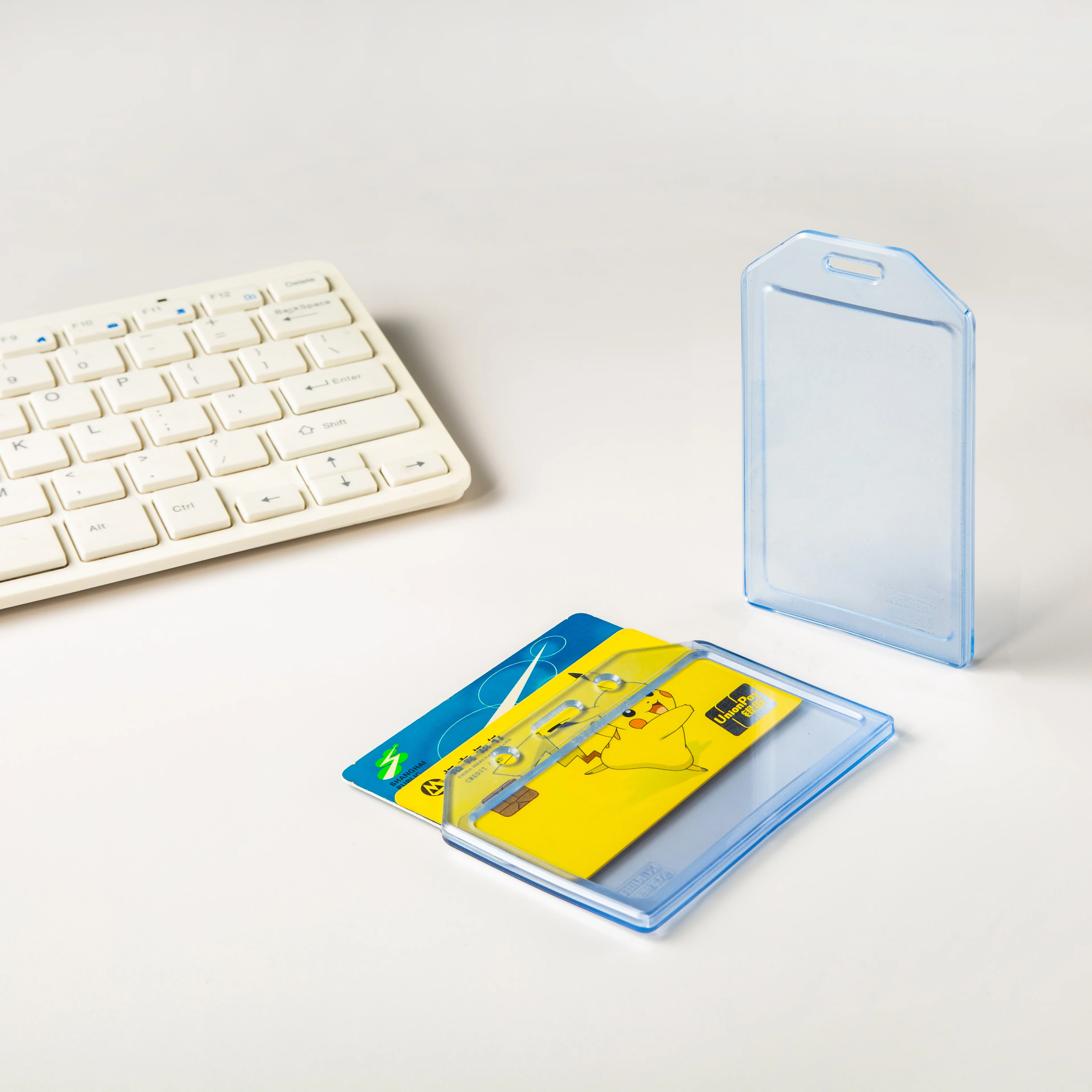kejea T-014V double transparent soft plastic card holder