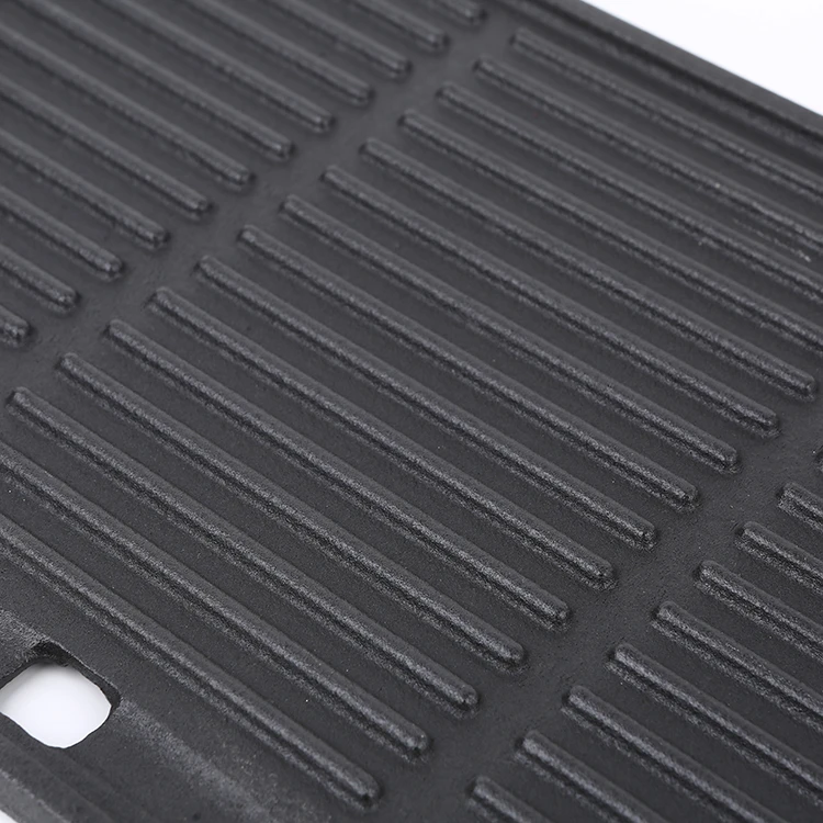Cast Iron Reversible Griddle Plate Grill Plate for Gas Hobs and Barbecues with Flat and Ridged Surfaces