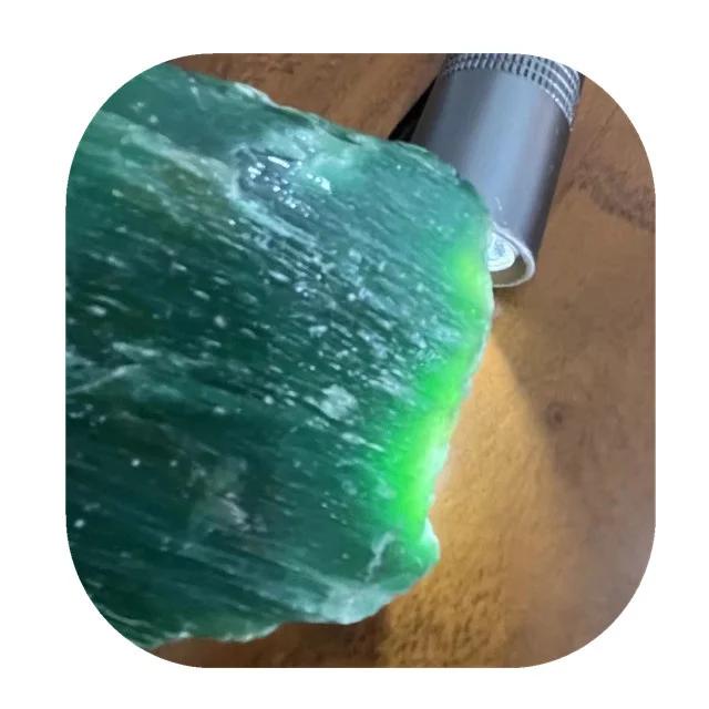 wholesale raw crystals healing stones natur green jade crystal rough gemstone for Decor