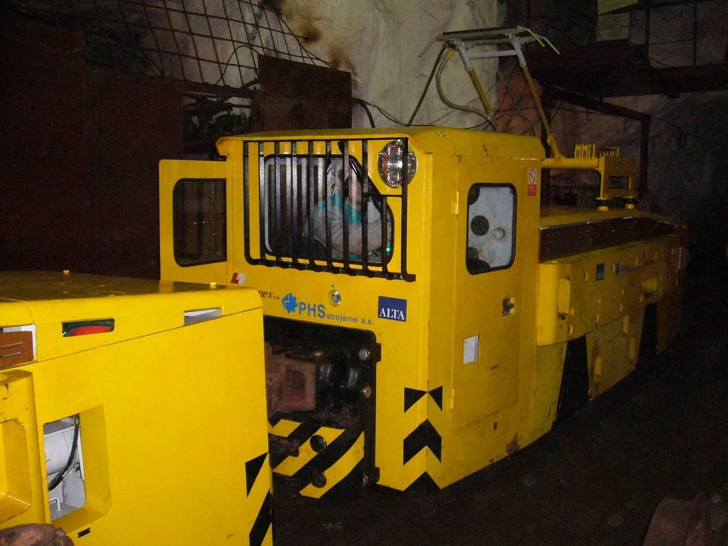 Underground Mining locomotive Industrial Grade High-Powered Locomotive for Mines