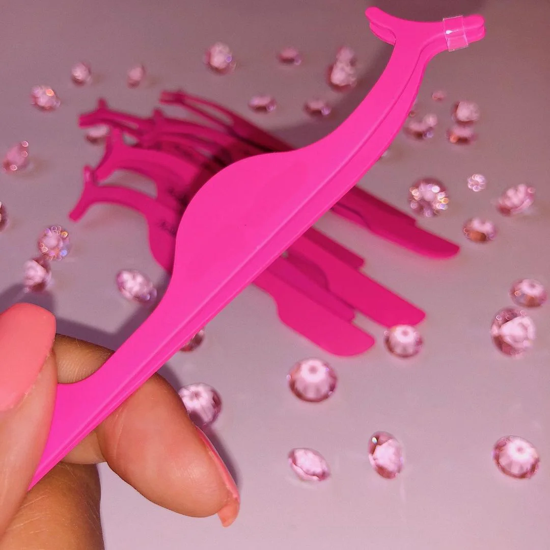 Custom logo Private Label Pink Plastic Lashes  Extension Applicator Tweezers  packaging False Eyelash Tweezers