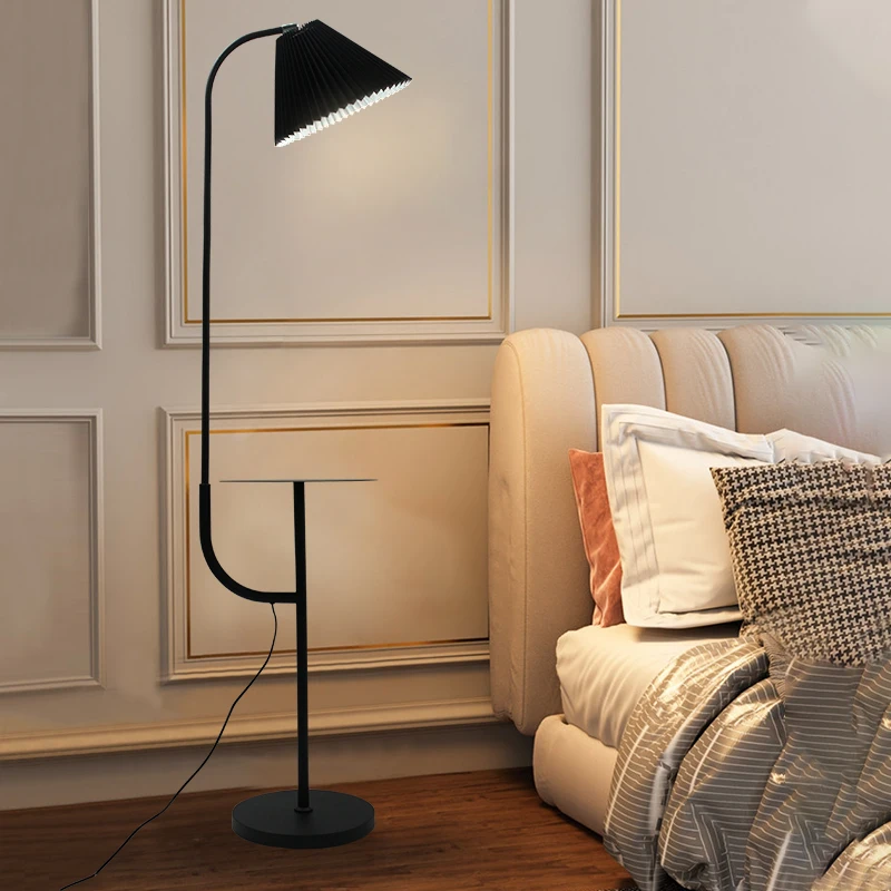 Amazon Nordic Simple Globe Three-color  Bulb Tea Table LED light Floor Lamp for bedroom living room crafts and reading