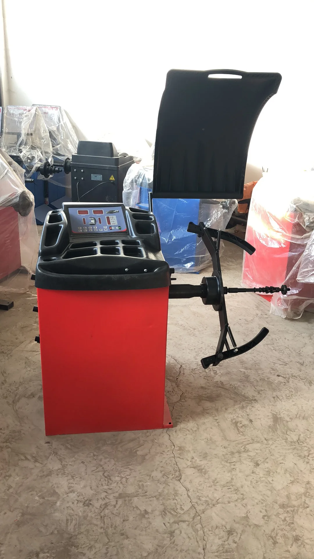 High quality Auto Tire Wheel Balancing Machine Car Wheel Balancer