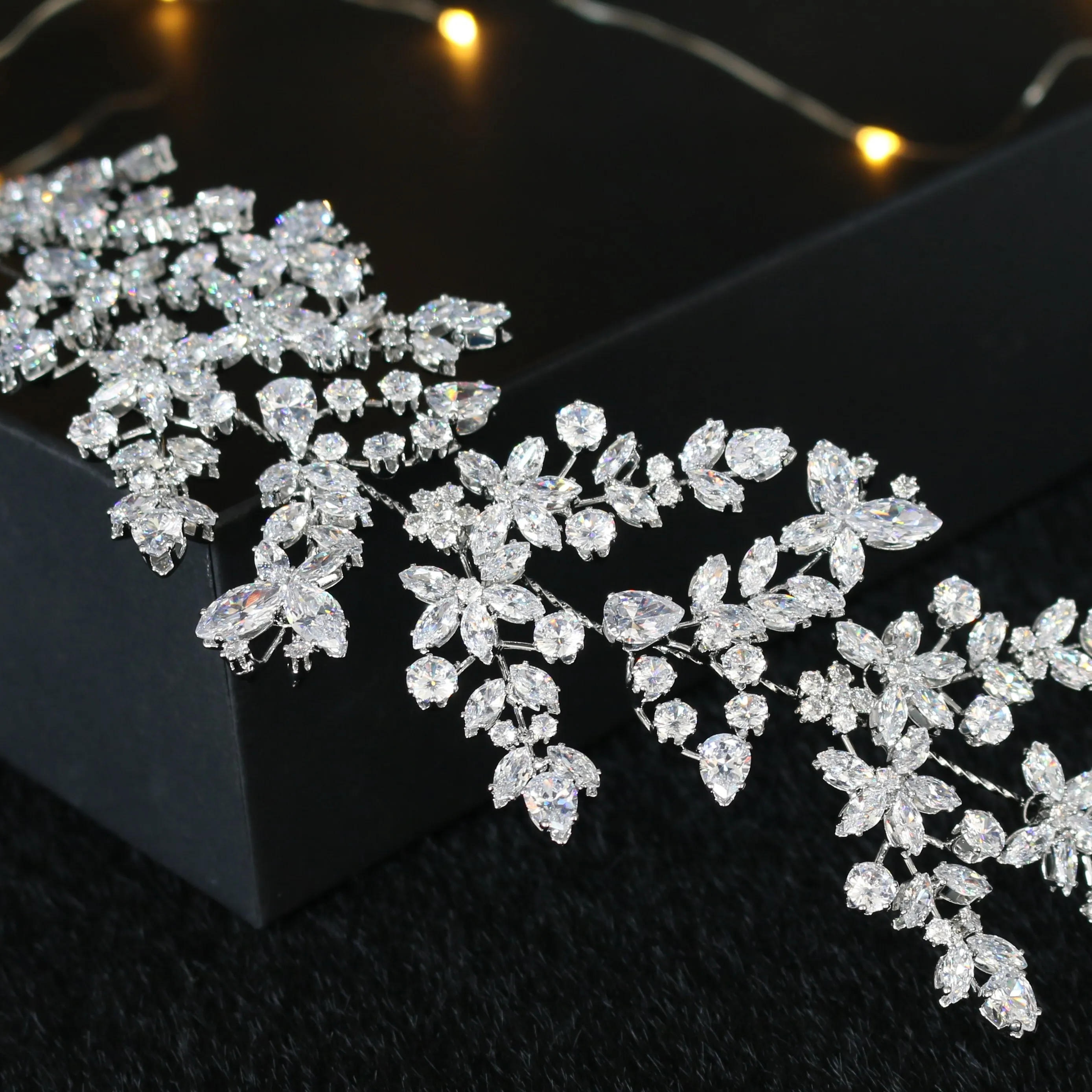 Korea Popular  Zircon zirconia  Big Leaf Tiaras Wedding Headpiece For Bride