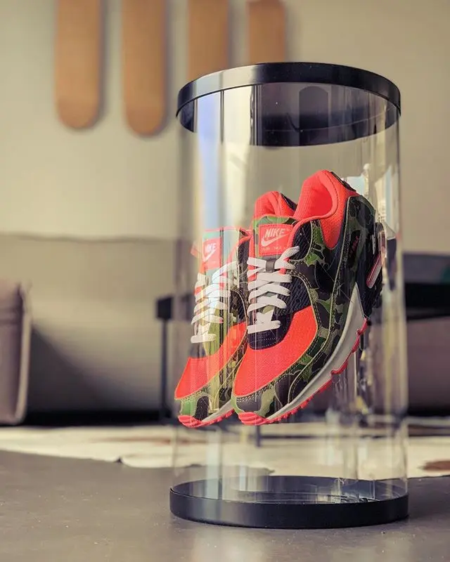 Sneakertube Capsule Shoes Box Floating Shoe Display Sneaker shoes Display Box